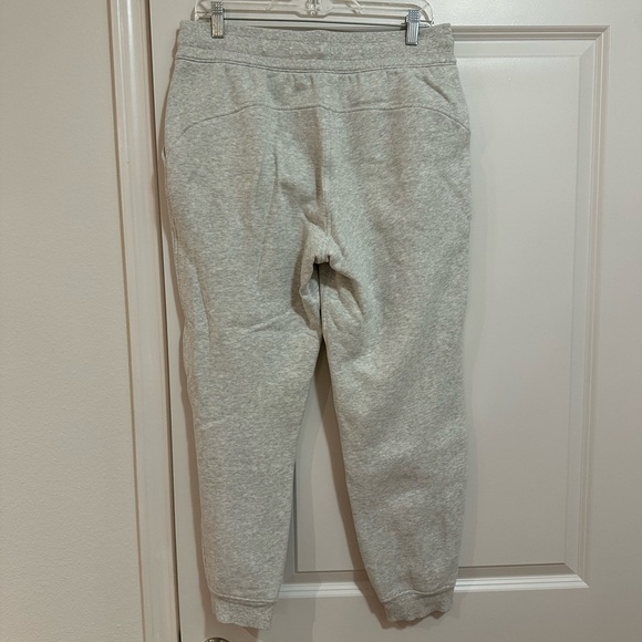 Lululemon Scuba High Rise Jogger Sweatpants, Size 10 - Picture 6 of 7